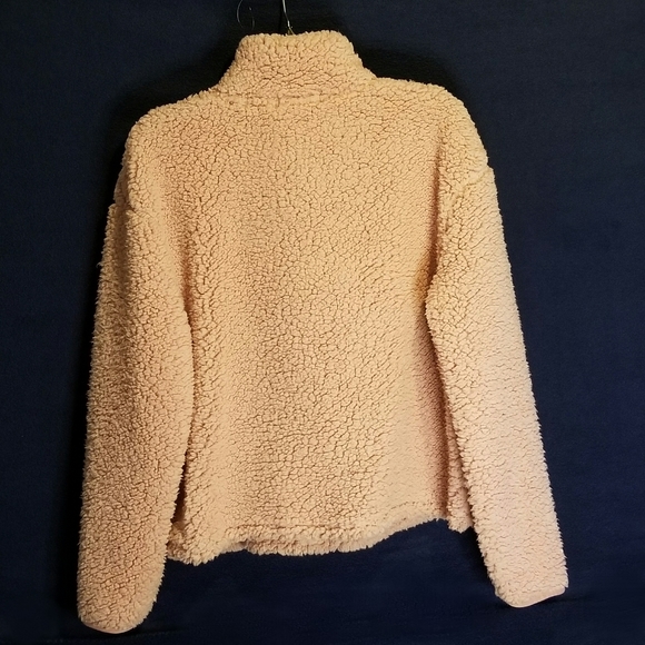 Wallflower Sherpa Cozy Lightweight Pullover Jacket Front Kangaroo Pocket - Picture 2 of 10